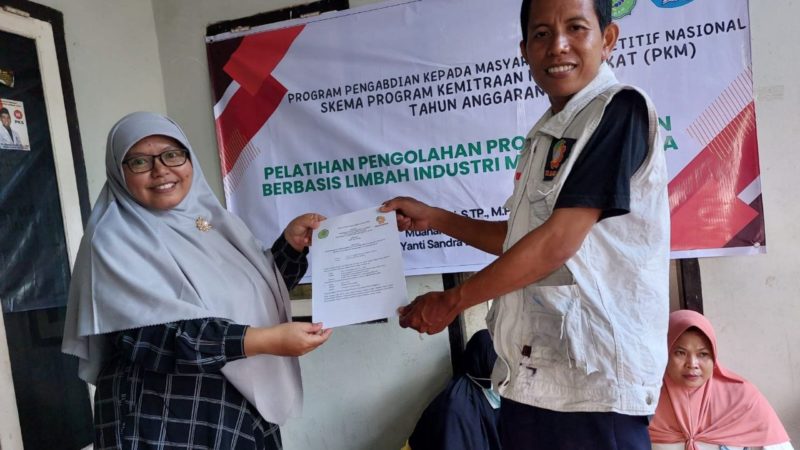 Kerjasama FAI UMMAT dan Prodi EKSYAR FAI UMMAT dengan IKM Al-Iffah Lombok Timur