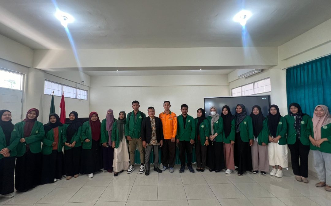 FAI UMMAT MELAKUKAN SOSIALISASI PEDOMAN KELAS RISET SEKALIGUS MEMBERIKAN SERTIFIKAT KELULUSAN KEPADA MAHASISWA KELAS RISET ANGKATAN PERTAMA DAN MEMBERIKAN PENGHARGAAN PENULIS ARTIKEL SLR TERBAIK